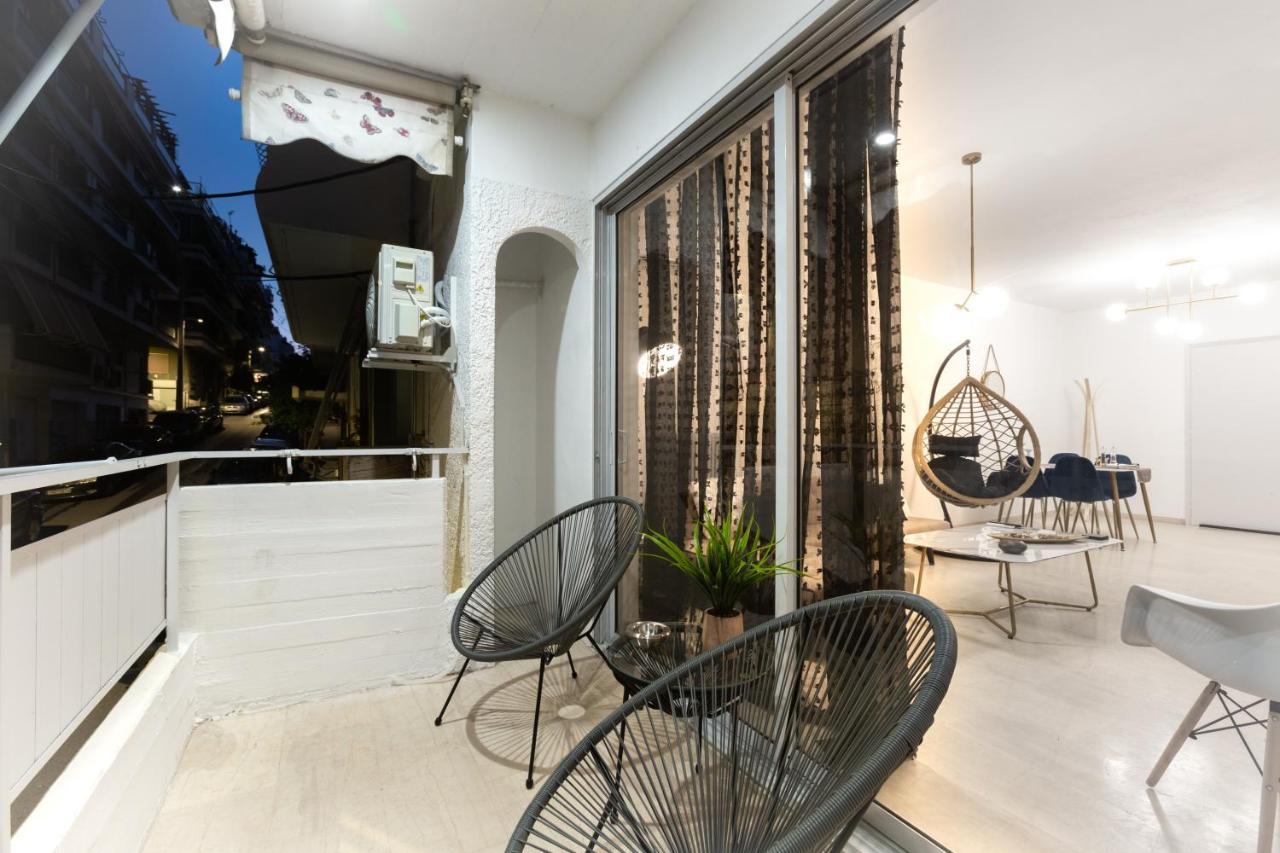 The White House Apartment Piraeus Exterior photo